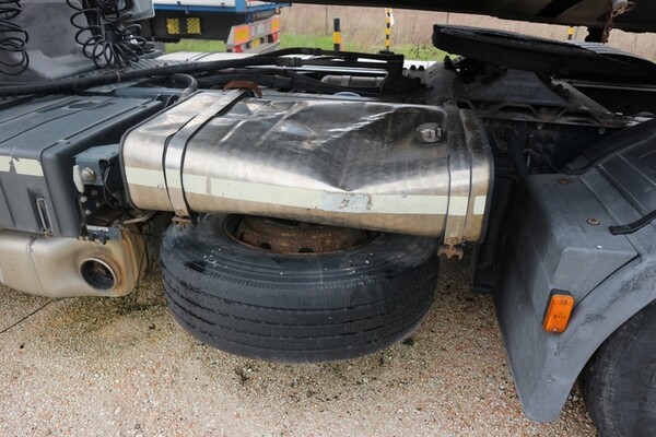 7#7092 Trattore stradale Iveco in vendita - foto 9