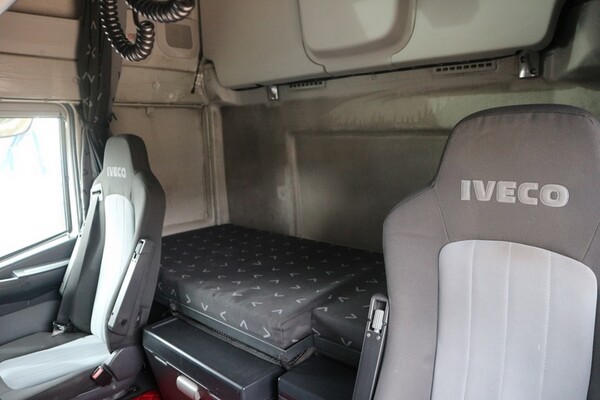 7#7092 Trattore stradale Iveco in vendita - foto 16