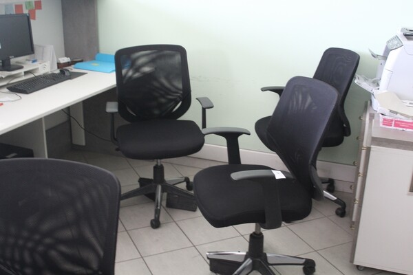 1#7094 Arredamento e attrezzatura varia da ufficio in vendita - foto 11