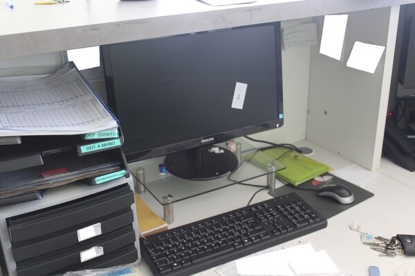 1#7094 Arredamento e attrezzatura varia da ufficio in vendita - foto 15