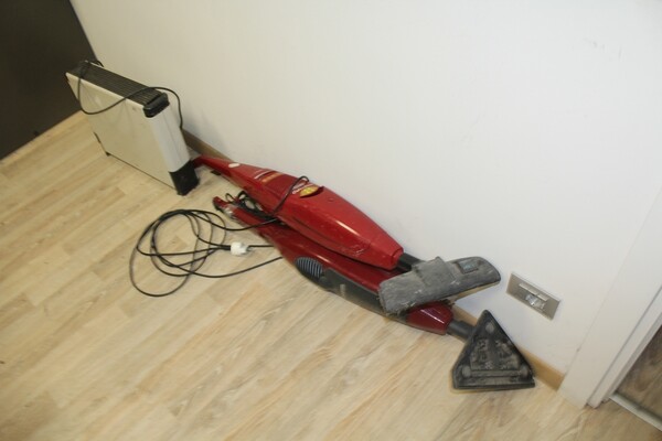 10#7104 Arredamento e attrezzatura  da ufficio in vendita - foto 23