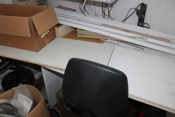 11#7104 Arredamento e attrezzatura  da ufficio in vendita - foto 4
