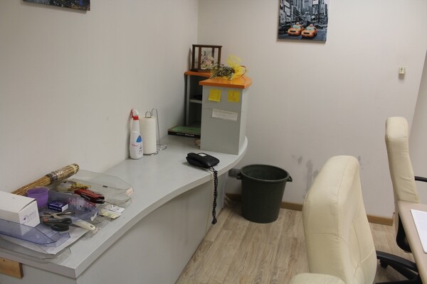 9#7104 Arredamento e attrezzatura da ufficio in vendita - foto 7