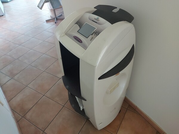 1#7105 Apparecchiatura di depilazione a lampada pulsata Bi Yu Velvet in vendita - foto 1