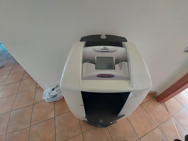 1#7105 Apparecchiatura di depilazione a lampada pulsata Bi Yu Velvet in vendita - foto 4