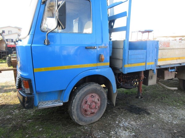 114#7112 Autocarro cassonato Iveco 70 OM 10 in vendita - foto 5
