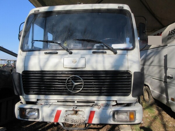 24#7112 Autocarro cassonato Mercedes in vendita - foto 1