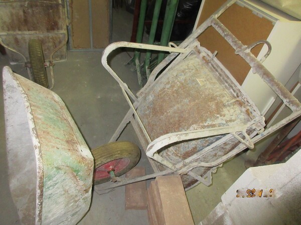 2#7124 Attrezzature edili e componenti arredo ufficio in vendita - foto 5