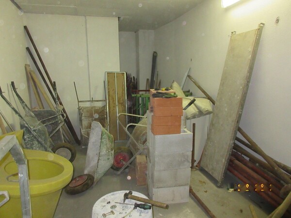 2#7124 Attrezzature edili e componenti arredo ufficio in vendita - foto 7