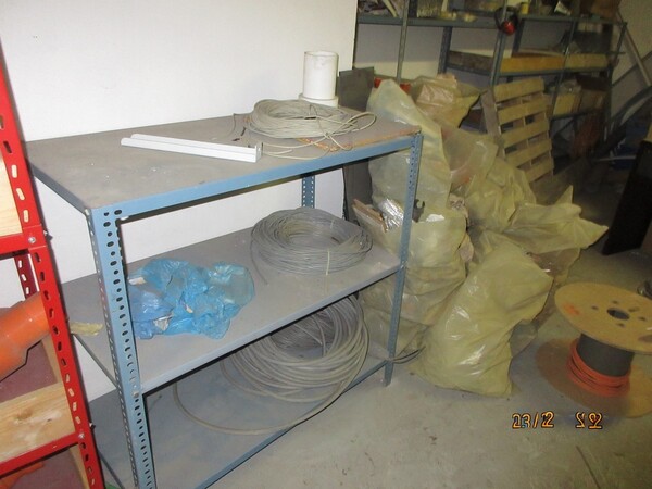 2#7124 Attrezzature edili e componenti arredo ufficio in vendita - foto 8