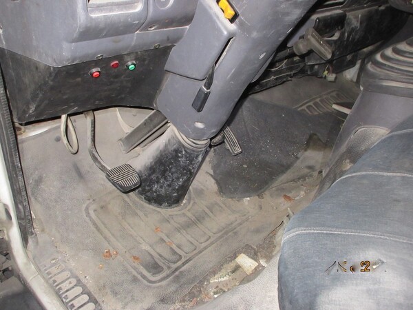 3#7124 Autocarro Nissan e bicicletta Frejus in vendita - foto 9