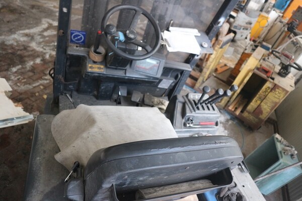 54#7125 Carrello elevatore elettrico Fiat Om in vendita - foto 4