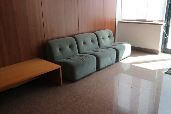 71#7125 Arredamento da ufficio in vendita - foto 3