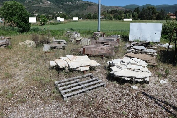 1#7130 Magazzino materie prime e prodotti finiti per camini in vendita - foto 49