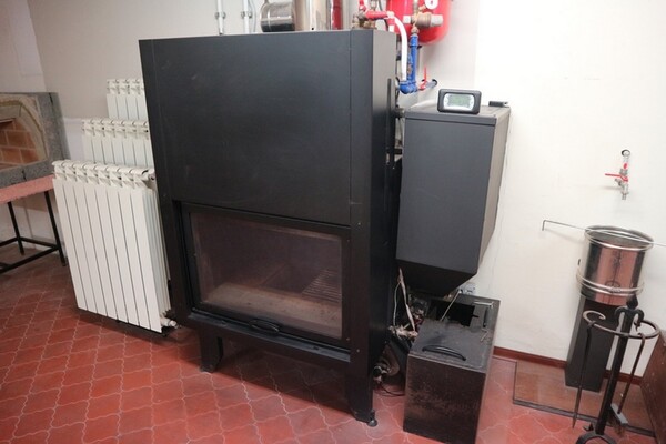 1#7130 Magazzino materie prime e prodotti finiti per camini in vendita - foto 80