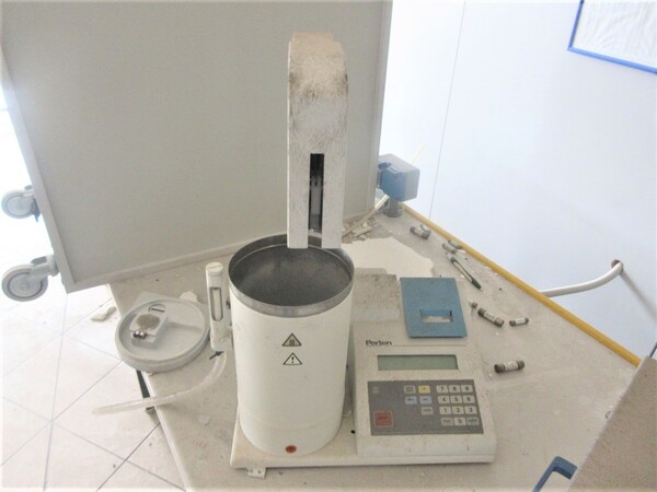 1#7136 Strumenti da laboratorio per industria molitoria e arredi ufficio in vendita - foto 48