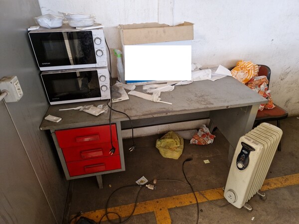11#7142 Attrezzature da officina e da ufficio in vendita - foto 44