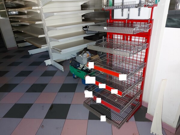 1#7152 Attrezzatura e arredi market in vendita - foto 62