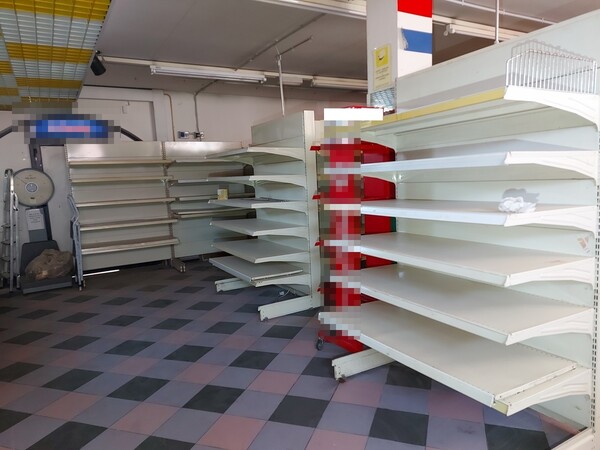 1#7152 Attrezzatura e arredi market in vendita - foto 78