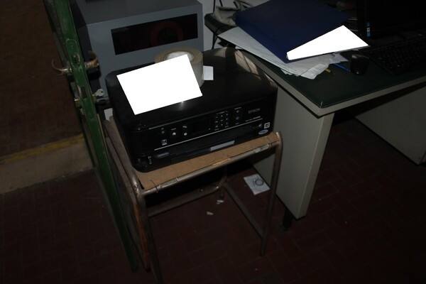 7#7154 Attrezzatura e arredamento da ufficio in vendita - foto 4