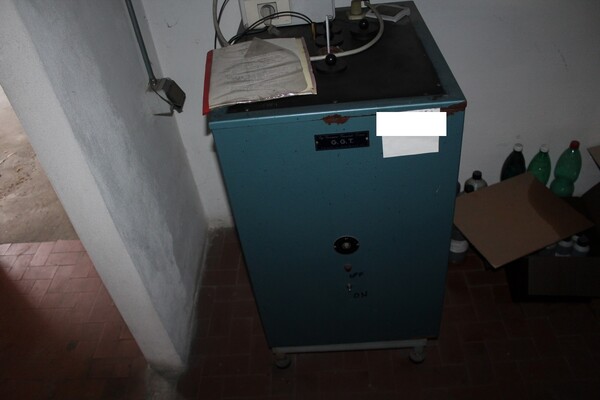 7#7154 Attrezzatura e arredamento da ufficio in vendita - foto 12