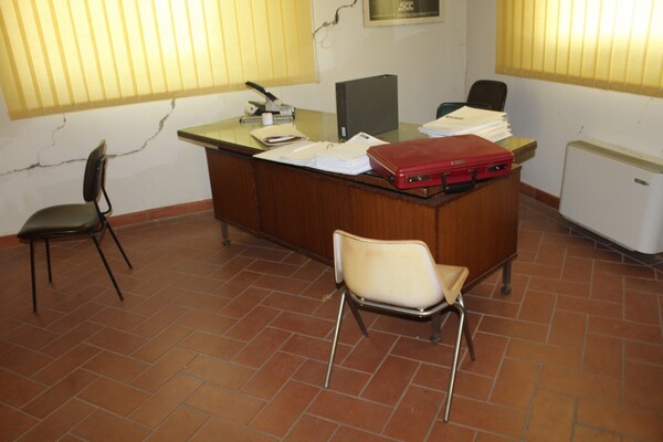 7#7154 Attrezzatura e arredamento da ufficio in vendita - foto 14