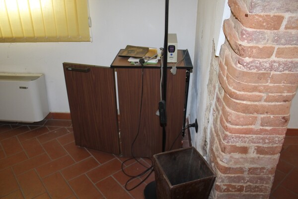 7#7154 Attrezzatura e arredamento da ufficio in vendita - foto 15