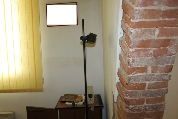 7#7154 Attrezzatura e arredamento da ufficio in vendita - foto 16