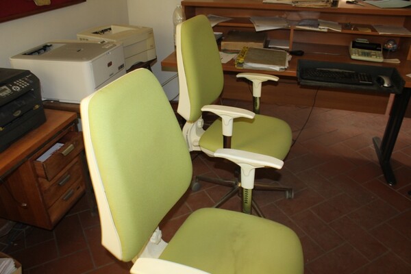 7#7154 Attrezzatura e arredamento da ufficio in vendita - foto 21