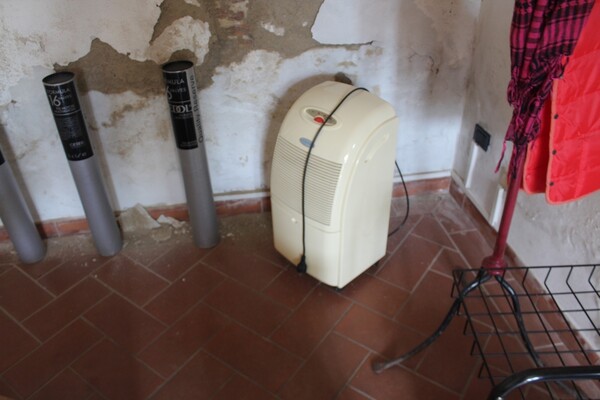 7#7154 Attrezzatura e arredamento da ufficio in vendita - foto 27