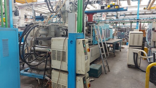 12#7165 Pressa doppia iniezione BMB MC 270 in vendita - foto 4
