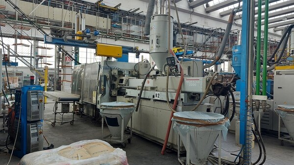6#7165 Pressa iniezione Negri Bossi V370 in vendita - foto 3