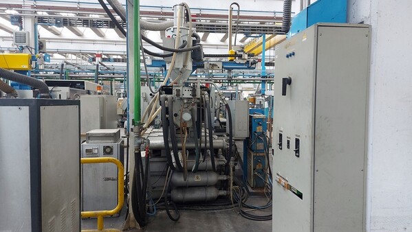 8#7165 Pressa iniezione BMBN MC3 in vendita - foto 4