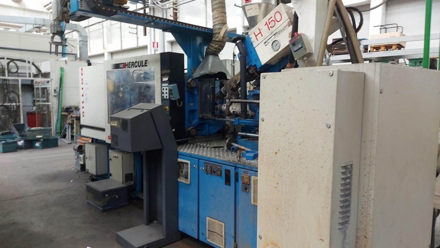 Lot Billion H150 bimaterial injection molding machine