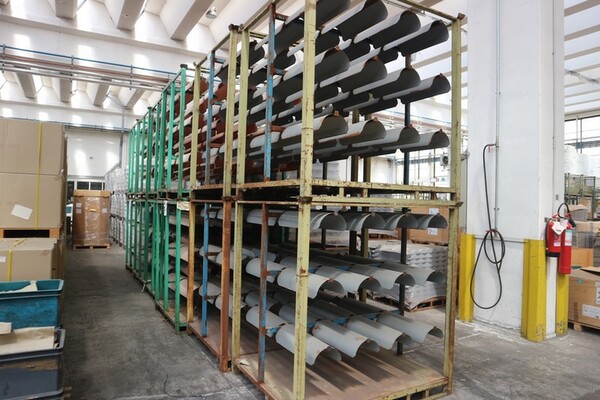 77#7169 Magazzino di ricambi e prodotti finiti in vendita - foto 16