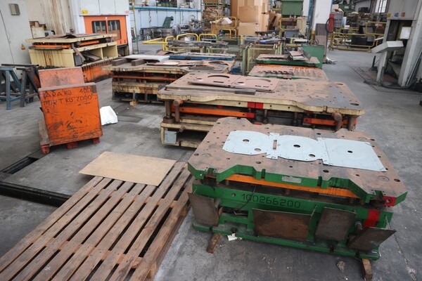78#7171 Magazzino di stampi e scaffalature in vendita - foto 5