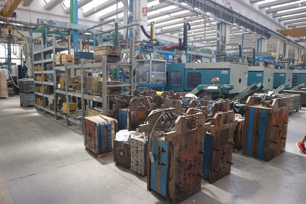 78#7171 Magazzino di stampi e scaffalature in vendita - foto 14
