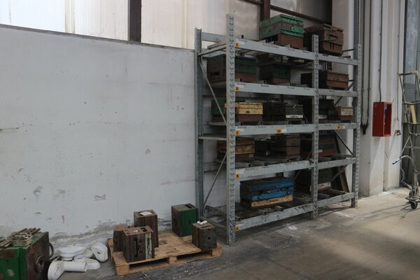 78#7171 Magazzino di stampi e scaffalature in vendita - foto 15
