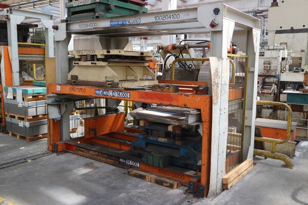 78#7171 Magazzino di stampi e scaffalature in vendita - foto 26