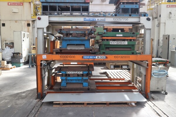 78#7171 Magazzino di stampi e scaffalature in vendita - foto 27