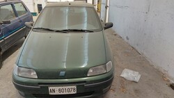 Fiat Punto 75 ELX car - Lot 101 (Auction 7172)
