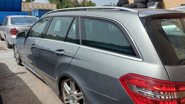 104#7172 Autovettura Mercedes E350 in vendita - foto 4
