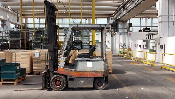 Carrelli elevatori in vendita