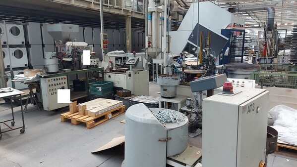 12#71740 Attrezzature per premontaggio vasca in vendita - foto 1