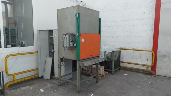 12#71740 Attrezzature per premontaggio vasca in vendita - foto 8