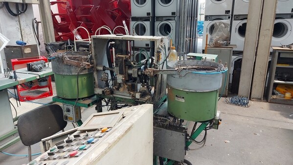 12#71740 Attrezzature per premontaggio vasca in vendita - foto 11