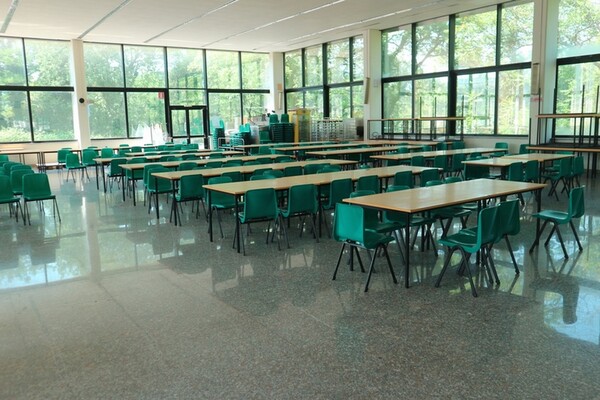 46#7177 Arredamento e bancone bar in vendita - foto 1
