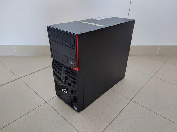 4#7183 Fujitsu Esprimo Tower PC rigenerati in vendita - foto 1