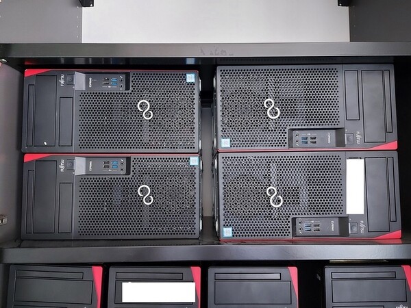 4#7183 Fujitsu Esprimo Tower PC rigenerati in vendita - foto 5