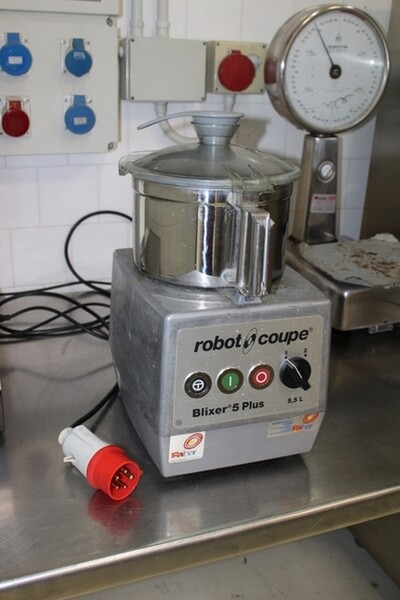 37#7210 Robot frullatore e mixer in vendita - foto 3